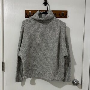 Max Studio Light Gray Knit Pullover